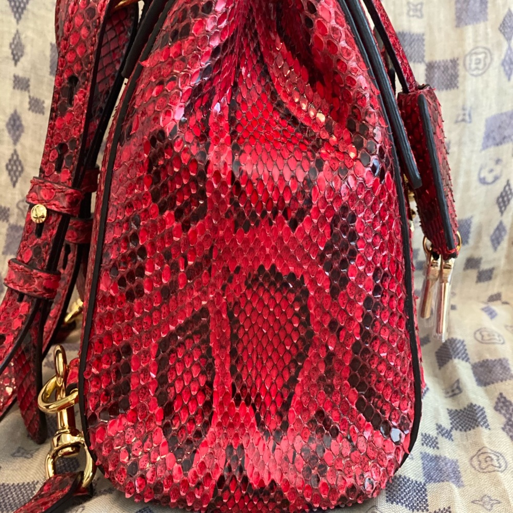 *RARE*Authentic Gucci Padlock Python Mini Backpack - Picture 5 of 15